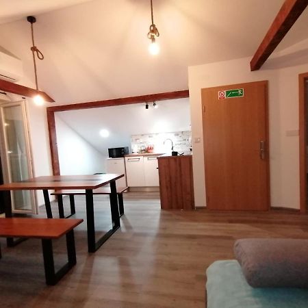 Apartman Megi & Studio Apartman Tomi - Self Check In Krapina Dış mekan fotoğraf