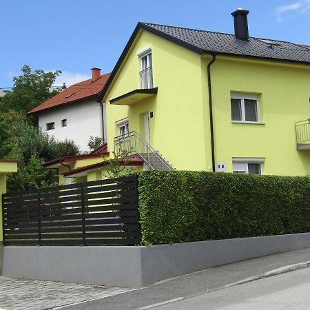 Apartman Megi & Studio Apartman Tomi - Self Check In Krapina Dış mekan fotoğraf