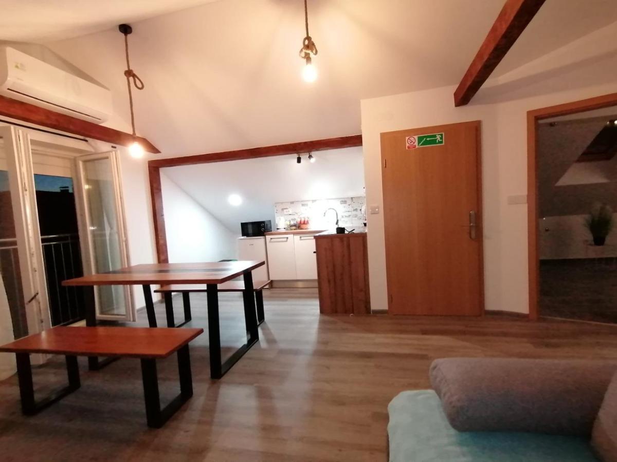 Apartman Megi & Studio Apartman Tomi - Self Check In Krapina Dış mekan fotoğraf