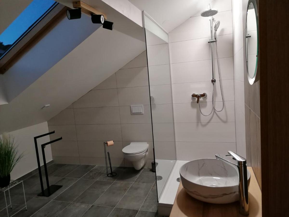 Apartman Megi & Studio Apartman Tomi - Self Check In Krapina Dış mekan fotoğraf