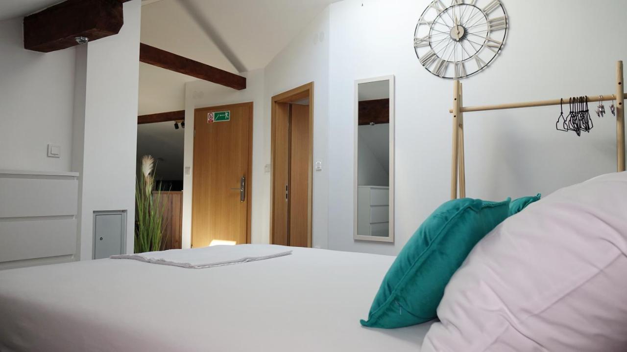 Apartman Megi & Studio Apartman Tomi - Self Check In Krapina Dış mekan fotoğraf