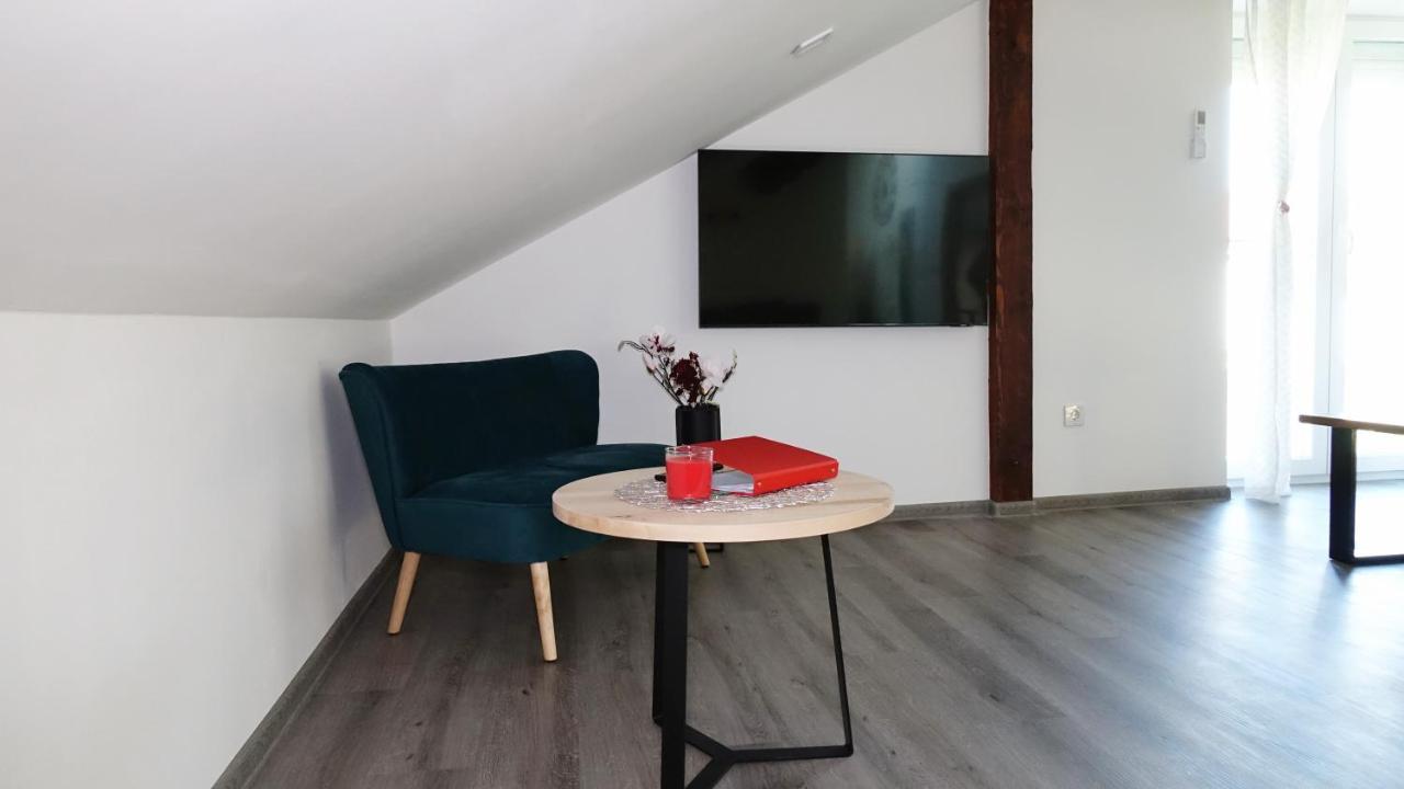 Apartman Megi & Studio Apartman Tomi - Self Check In Krapina Dış mekan fotoğraf