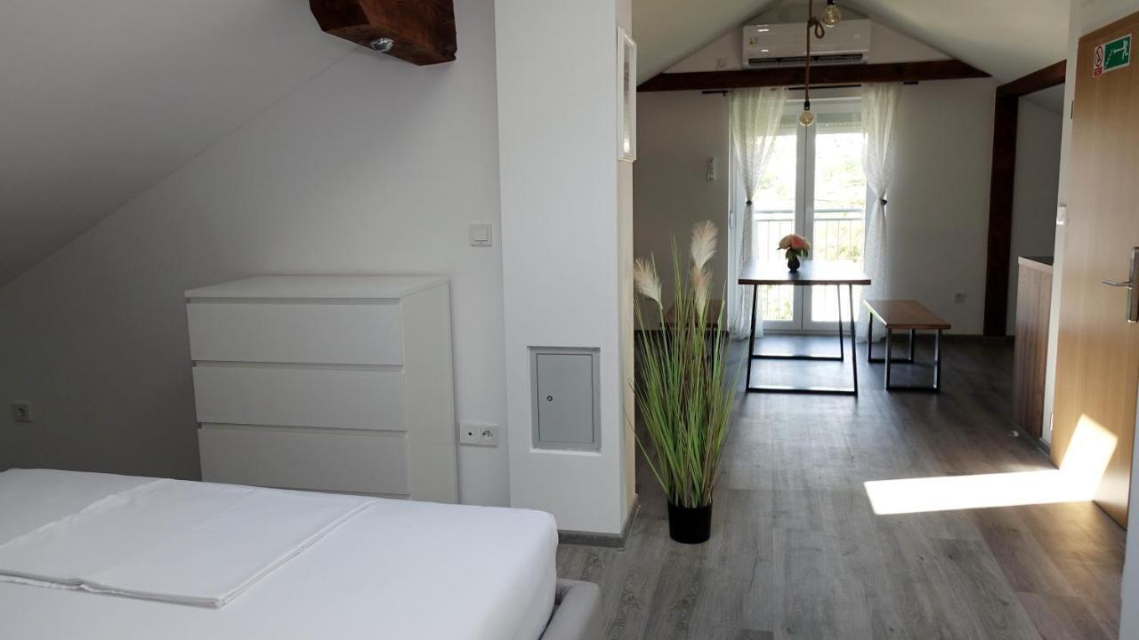 Apartman Megi & Studio Apartman Tomi - Self Check In Krapina Dış mekan fotoğraf