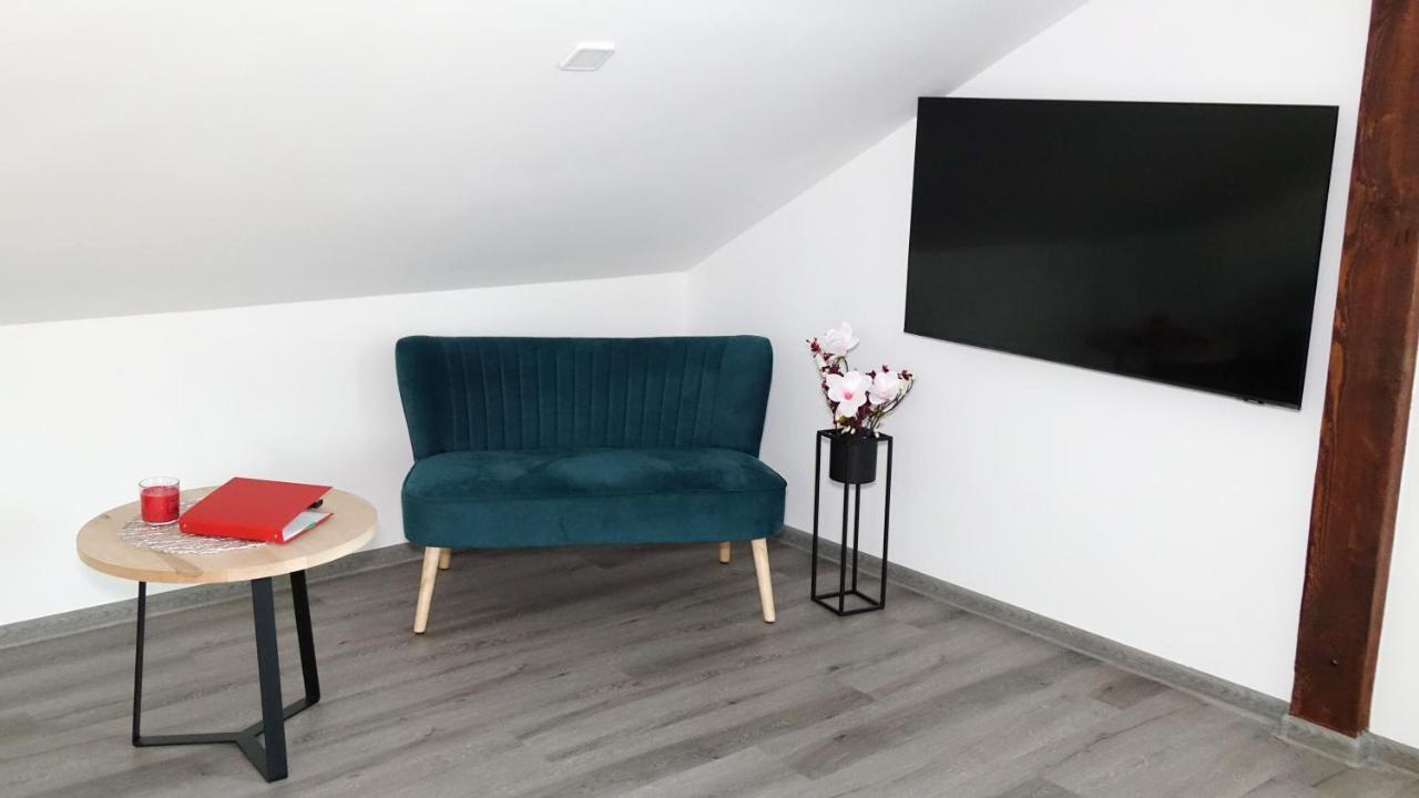 Apartman Megi & Studio Apartman Tomi - Self Check In Krapina Dış mekan fotoğraf